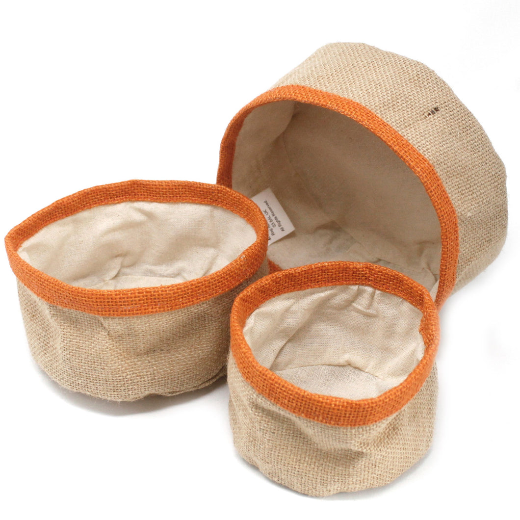 Baskets set of 3 pieces of natural jute. TURMERIC